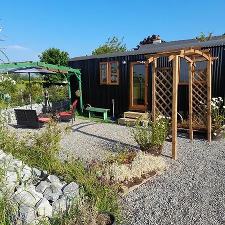 Holiday home Annaswood Glamping