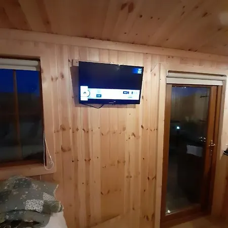 Annaswood Glamping Holiday home *